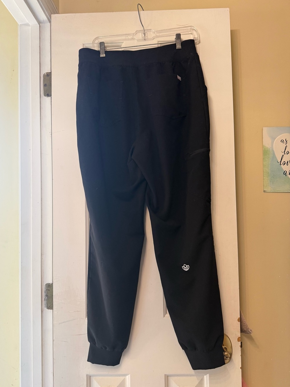 FIGS Black Zamora Joggers with Gray Drawstring Large - Picture 10 of 14